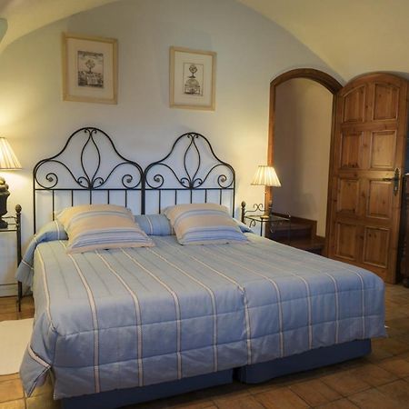 El Castell De Ciutat - Relais & Chateaux Ла Сеу д'Ургел Екстериор снимка