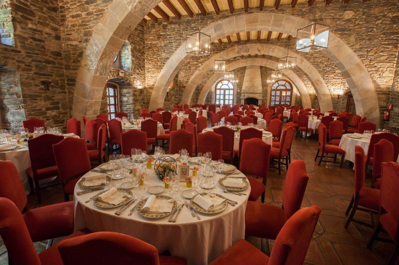 El Castell De Ciutat - Relais & Chateaux Ла Сеу д'Ургел Екстериор снимка
